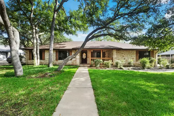 Austin, TX 78739,3502 Apache Forest DR