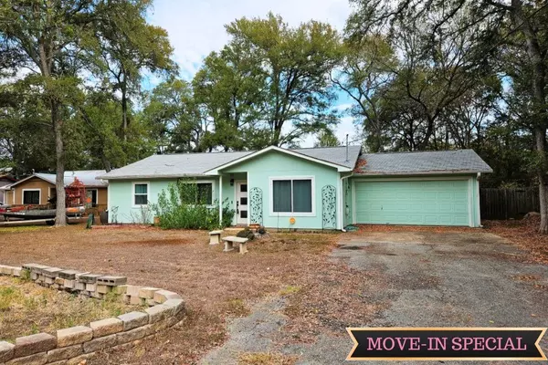 Bastrop, TX 78602,250 E Keanahalululu LN