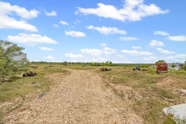 Dale, TX 78616,000 St Johns RD