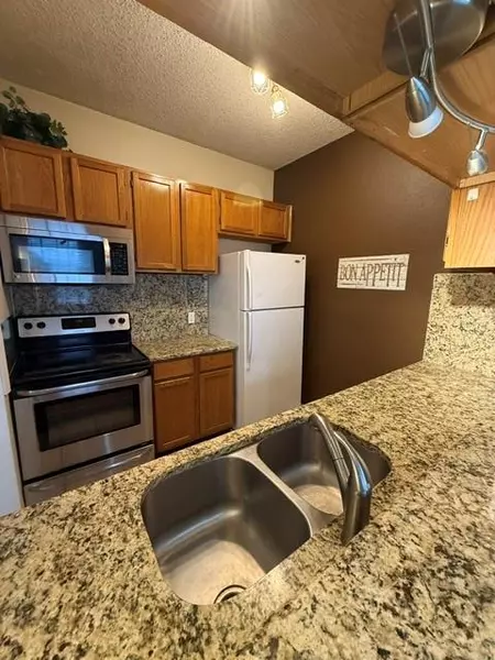 2300 Leon ST #202, Austin, TX 78705