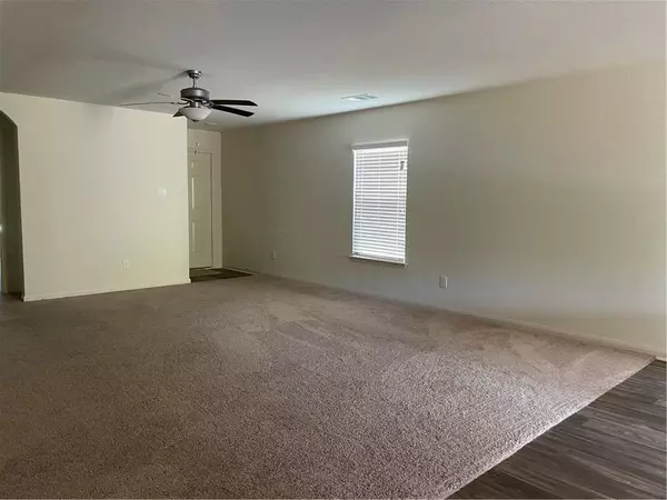Jarrell, TX 76537,329 Crescent Park DR