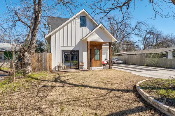Austin, TX 78702,3302 Thompson ST #1