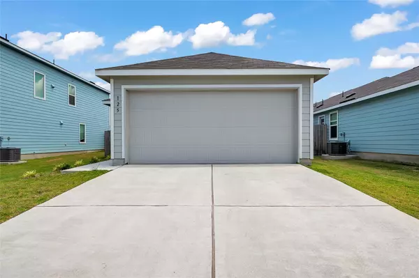 Jarrell, TX 76537,125 Hal Norton WAY