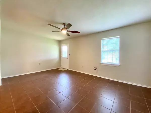 Austin, TX 78723,5413 Manor RD
