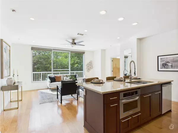 Austin, TX 78704,1600 Barton Springs RD #5107