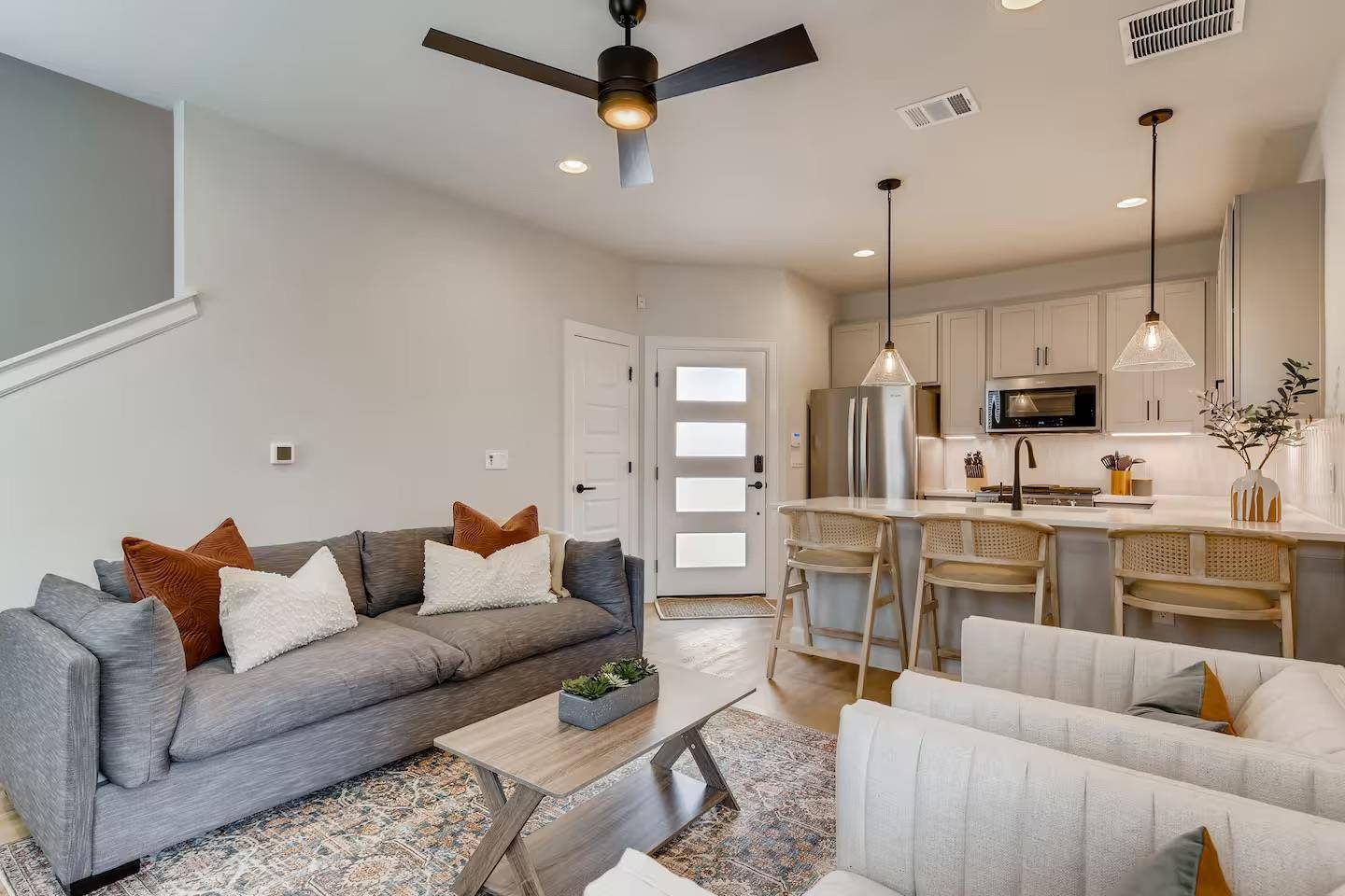Austin, TX 78702,1307 Cedar Ave #2