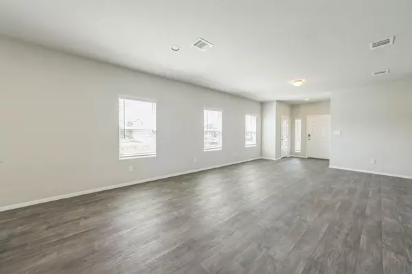 Elgin, TX 78621,107 Honeybee LN