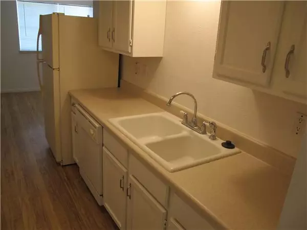Austin, TX 78757,8418 Briarwood LN