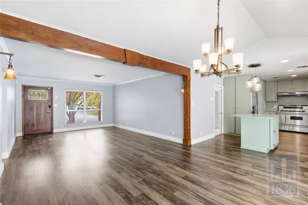 Austin, TX 78723,6809 Columbia DR