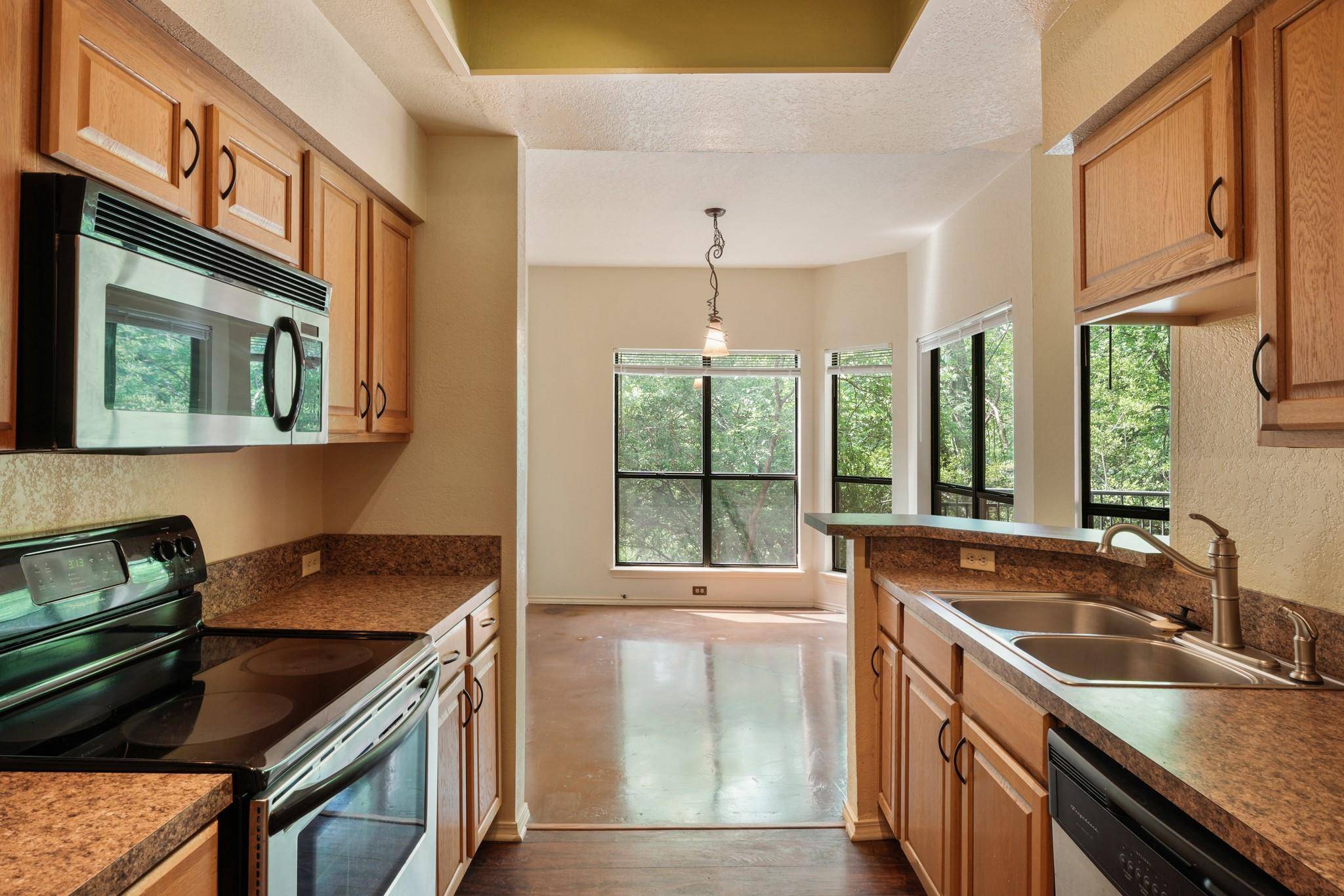 Austin, TX 78759,4711 Spicewood Springs RD #163