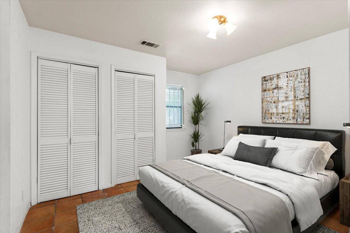 Austin, TX 78751,4405 Avenue A #5
