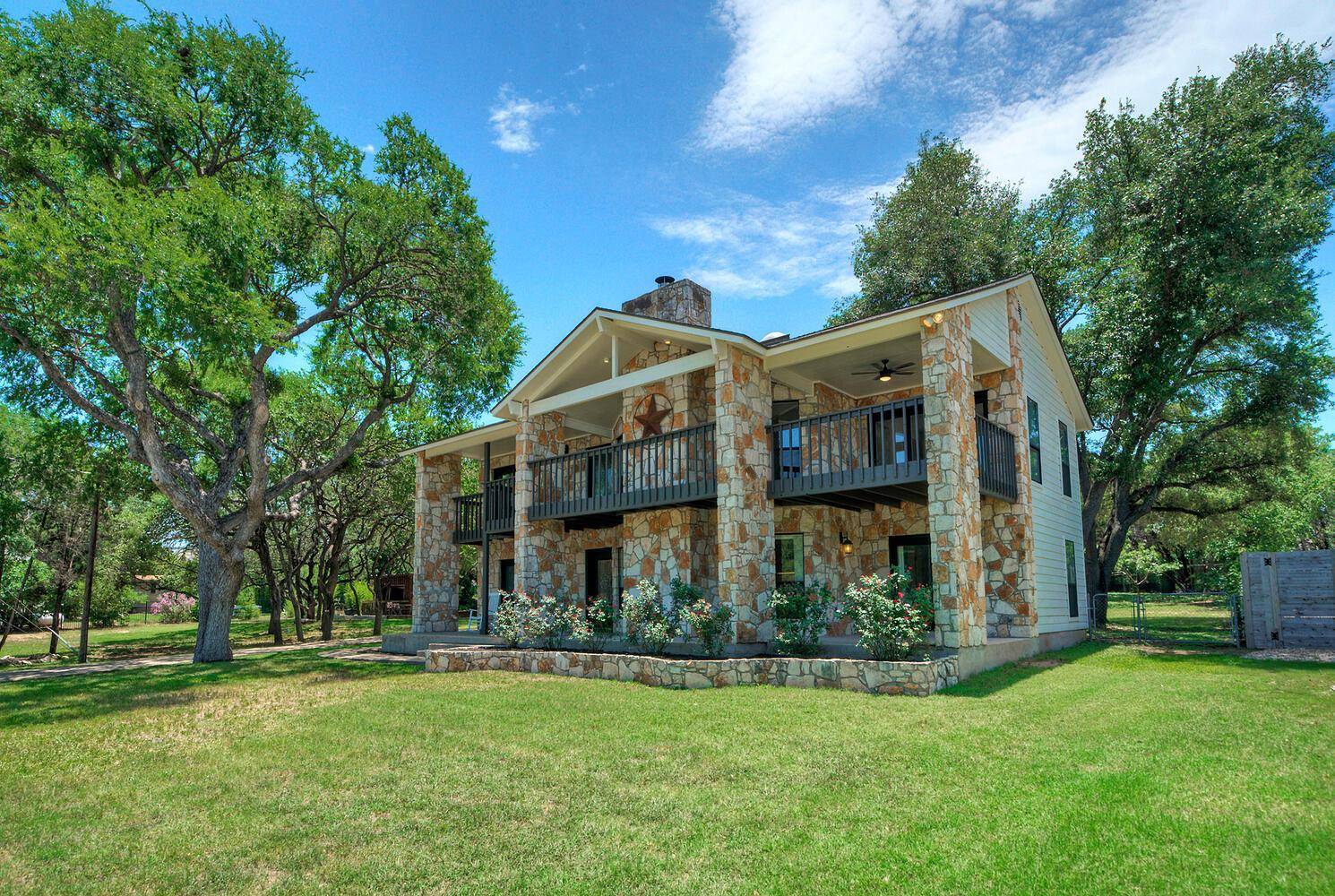 Austin, TX 78732,13111 Mansfield DR