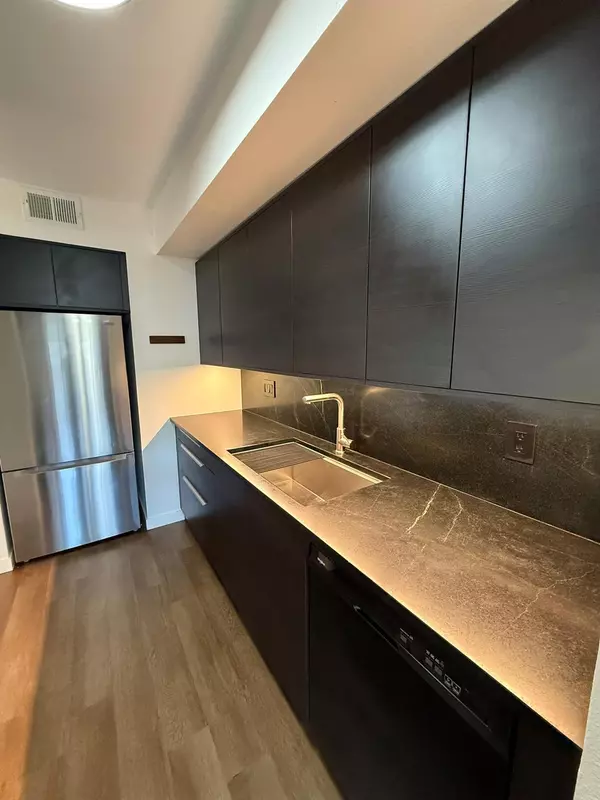 Austin, TX 78759,4159 Steck Ave #158