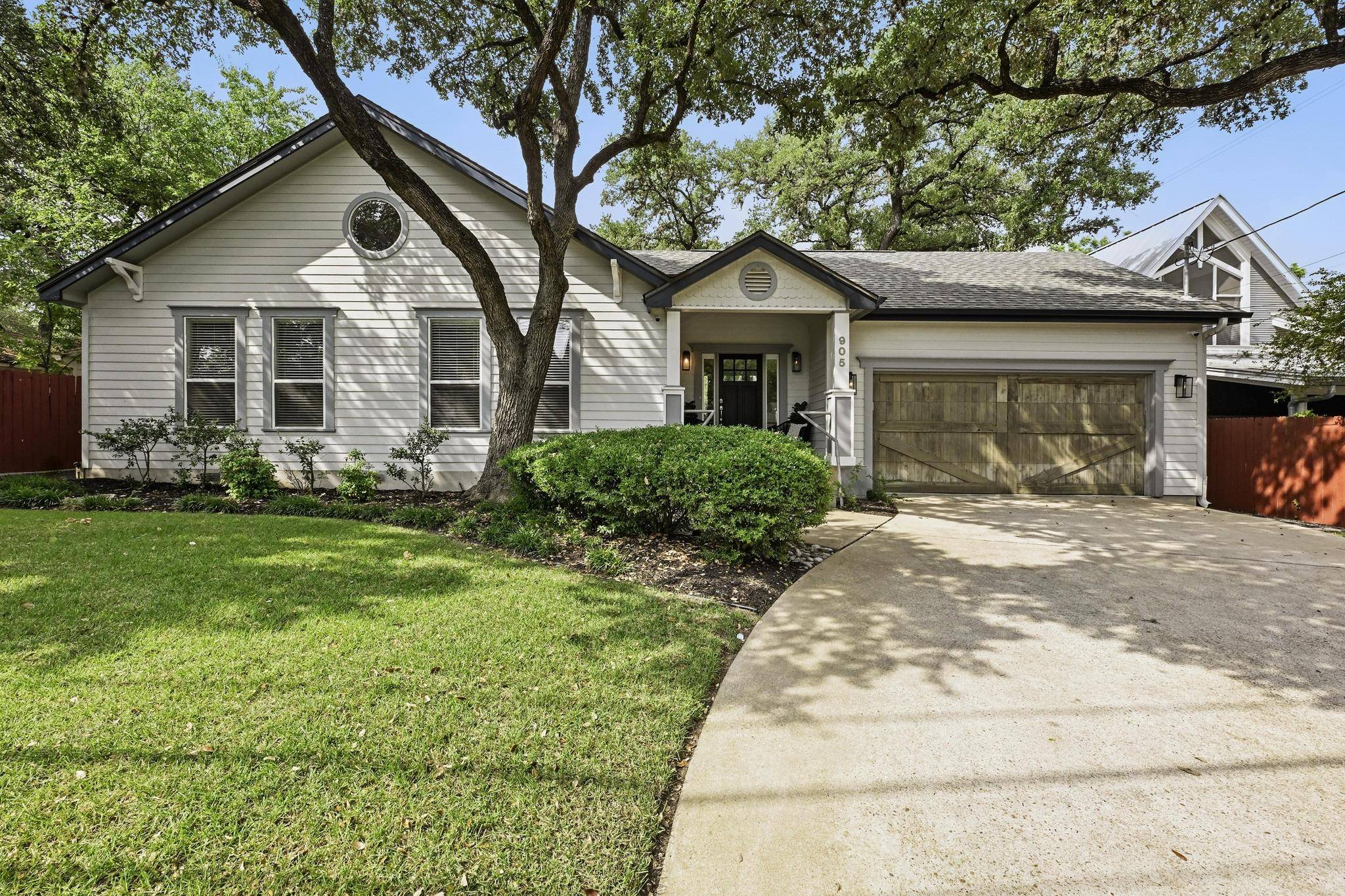 905 Juanita ST, Austin, TX 78704