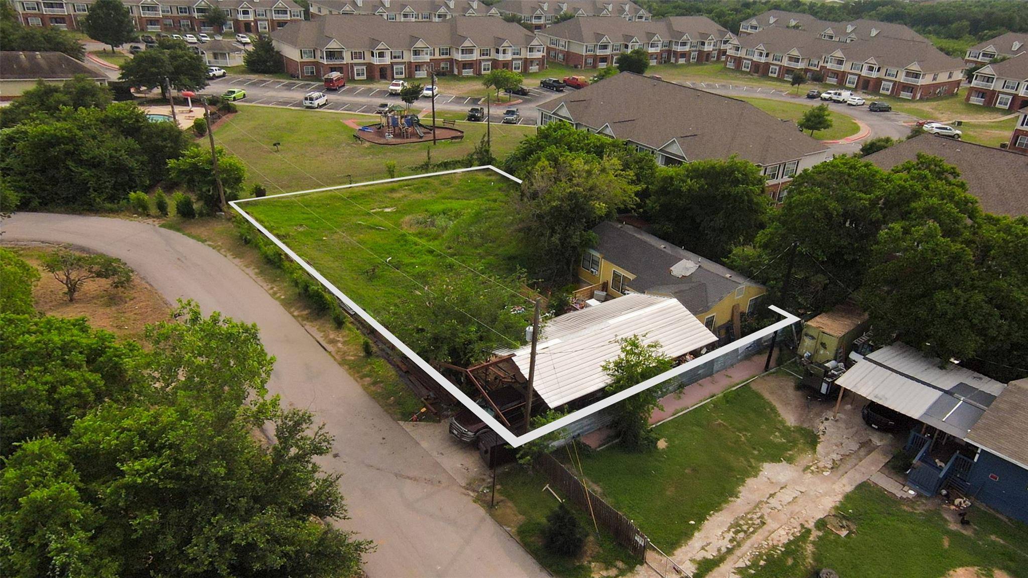 Austin, TX 78724,8010 N Lake DR