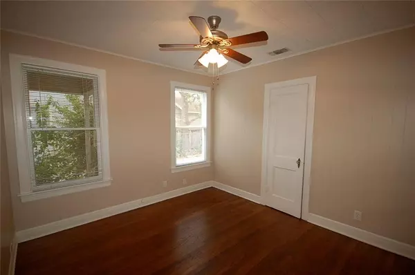 Austin, TX 78705,907 E 38th ST #A