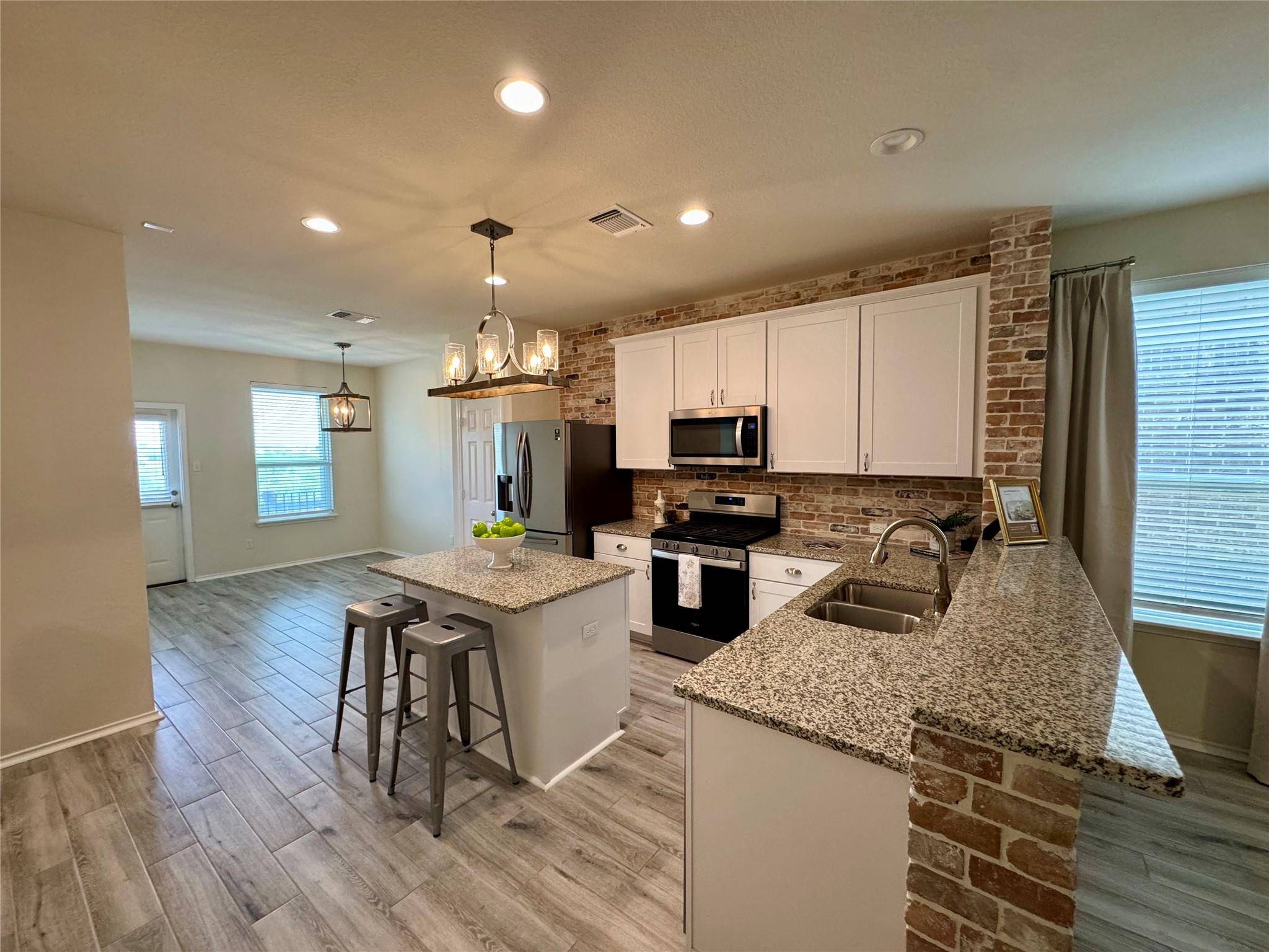 Buda, TX 78610,546 Pepperbark LOOP
