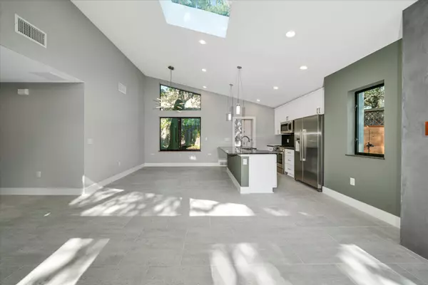 Austin, TX 78704,2610 CARNARVON LN #Apt B