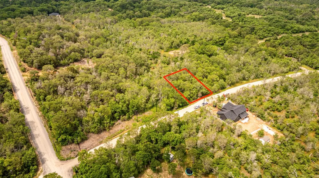 281 Nene LN, Bastrop, TX 78602