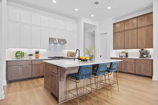 Liberty Hill, TX 78642,506 Luttrell LN