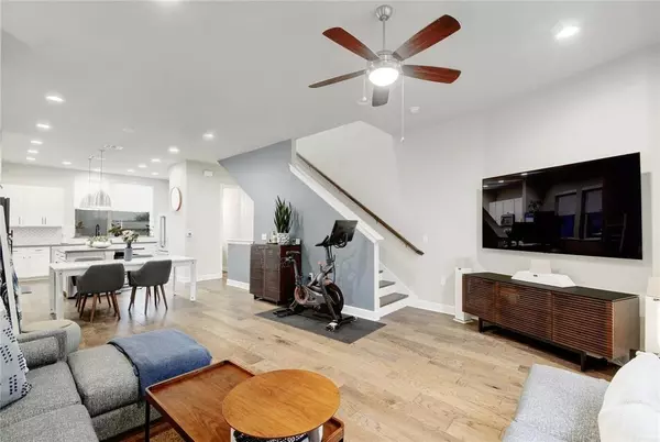 Austin, TX 78741,4405 Swift PATH #17