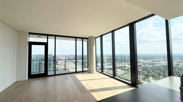 Austin, TX 78701,610 Davis ST #4007