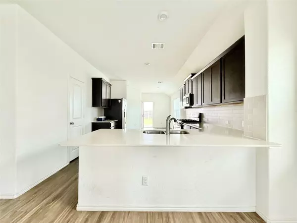 Hutto, TX 78634,140 Canley LOOP