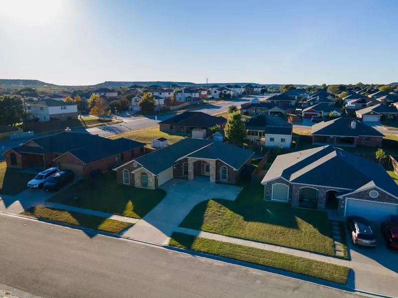 2403 Terry DR, Copperas Cove, TX 76522