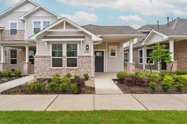 525 Burlington DR #C, Buda, TX 78610