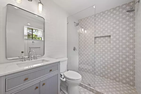 Austin, TX 78759,11716 Running Fox TRL