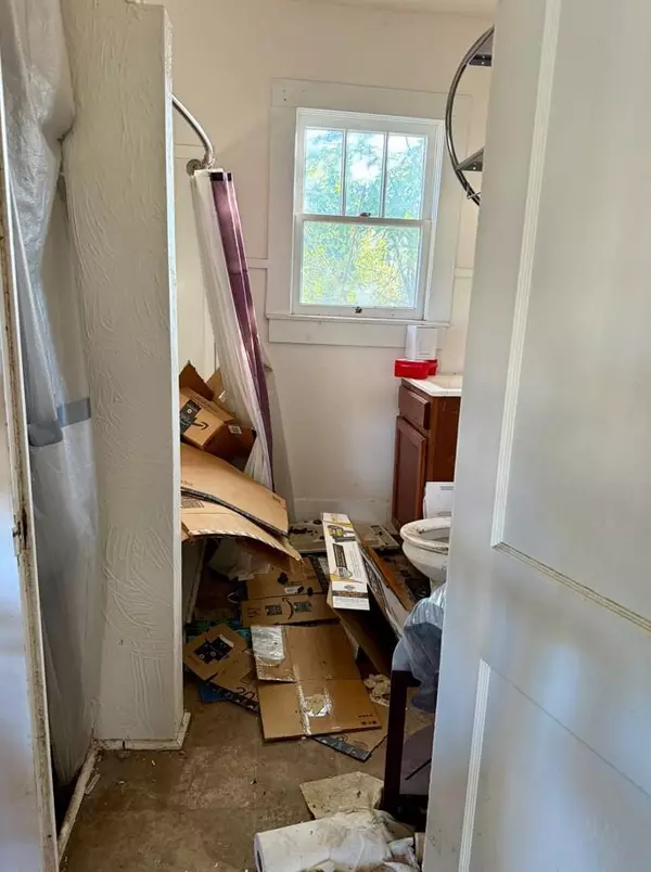 Cameron, TX 76520,1604 N Travis Ave