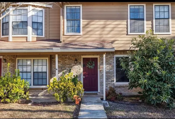 11404 Walnut Ridge DR #10, Austin, TX 78753