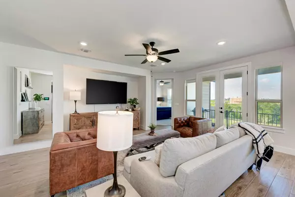 Austin, TX 78744,8417 Thompson Teal TRL