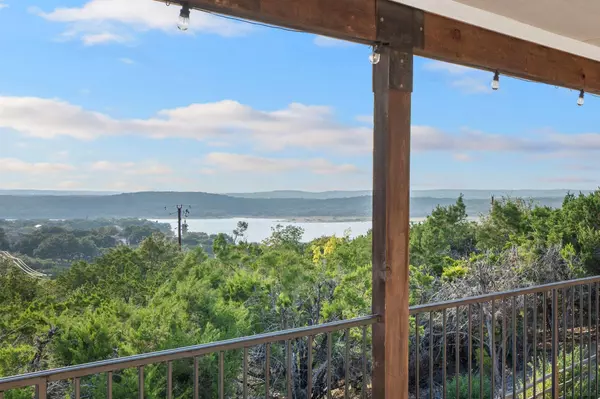 5102 Sundown ST, Lago Vista, TX 78645