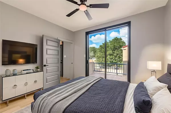 Austin, TX 78746,1707 Spyglass DR #60