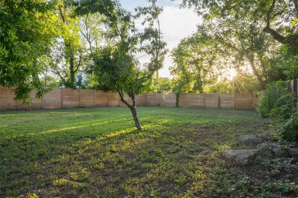 Austin, TX 78721,1148 Gunter ST #A & B