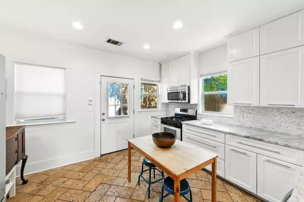 Austin, TX 78703,900 W Lynn ST
