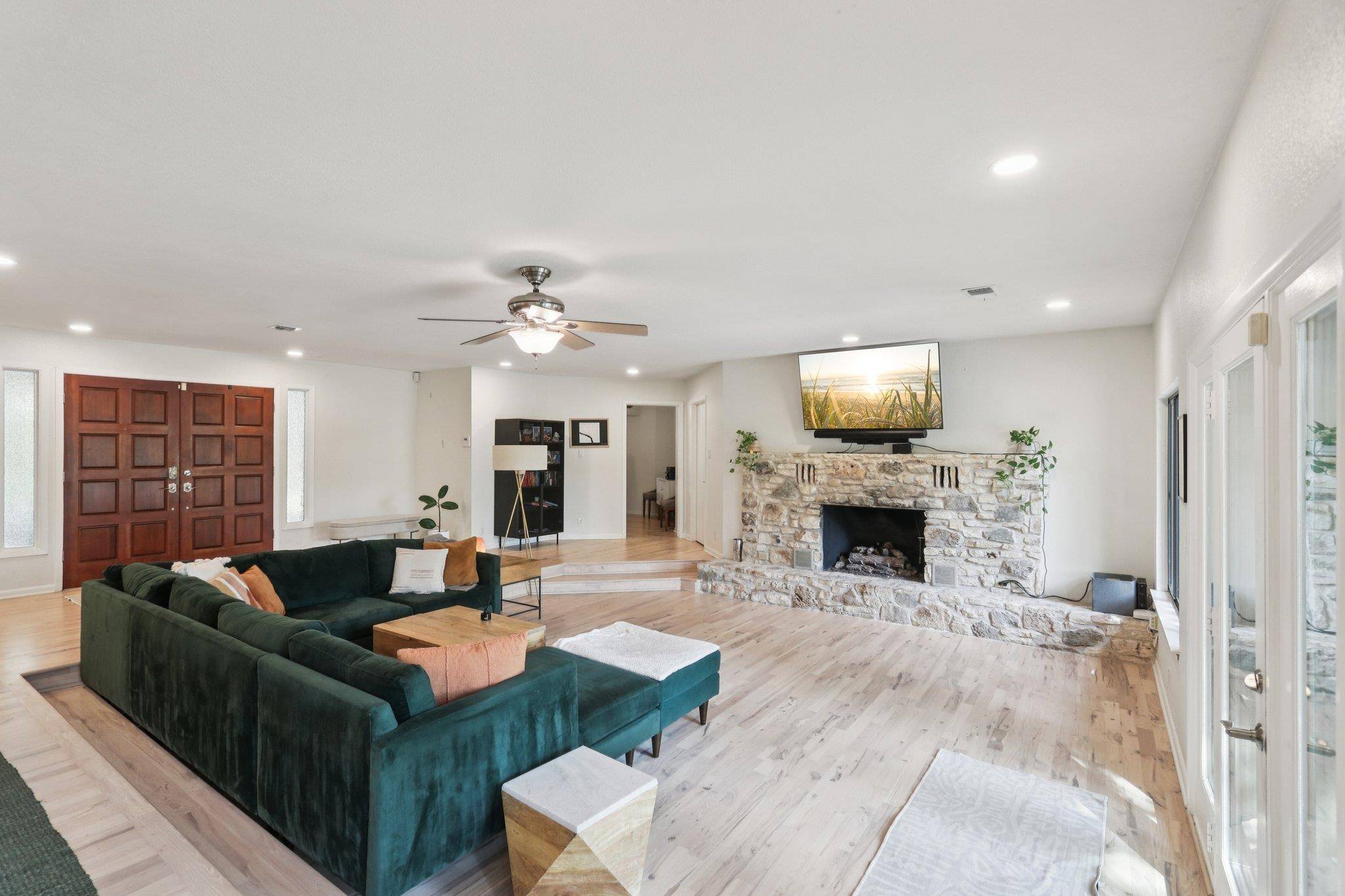 Austin, TX 78731,3902 Knollwood DR #A