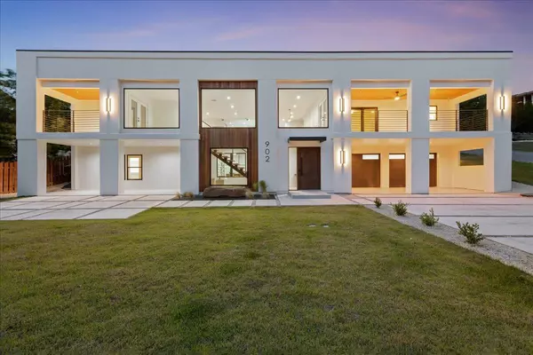 Lakeway, TX 78734,902 Challenger ST