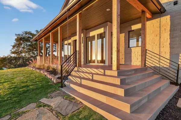 Horseshoe Bay, TX 78657,400 Emerald WAY