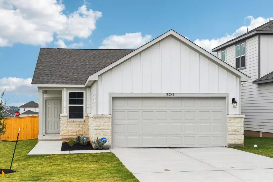 201 Firefox WAY, Jarrell, TX 76537