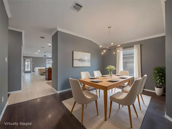 Hutto, TX 78634,330 Altamont ST