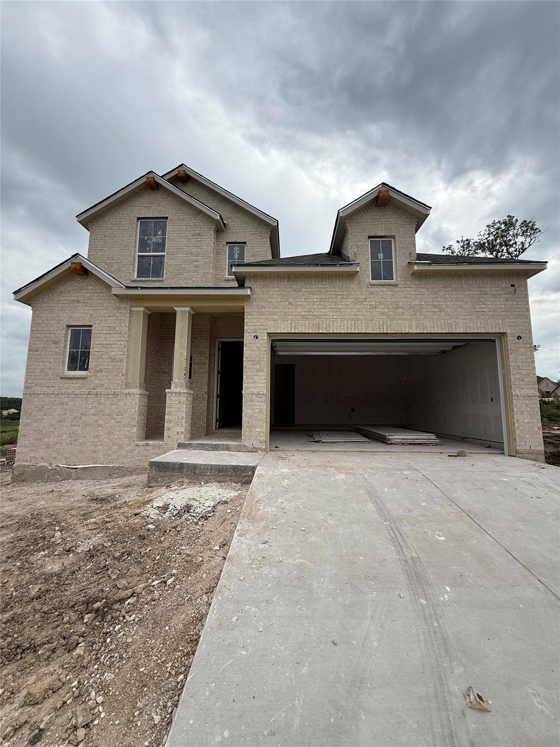 Kyle, TX 78640,204 Basket Flower LOOP