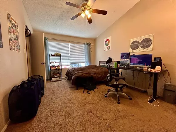 Austin, TX 78705,806 W 24th ST #320