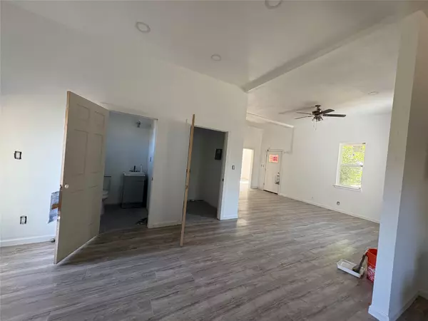 Pflugerville, TX 78660,102 W Wilbarger ST