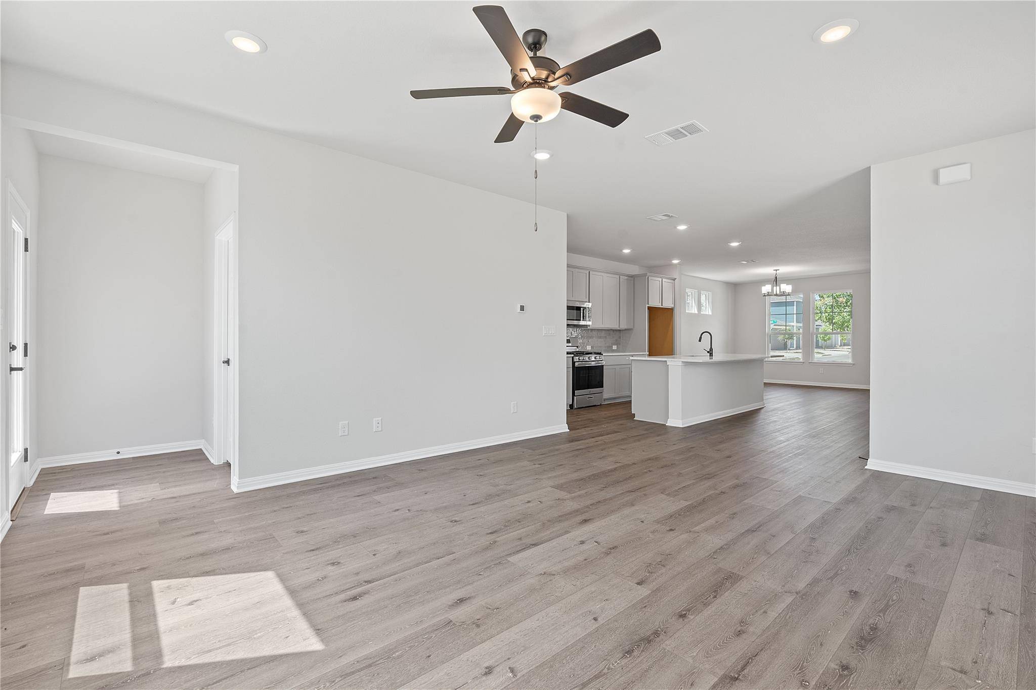 Leander, TX 78641,324 Blue Oasis LN