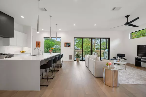 Austin, TX 78757,3008 Firwood DR