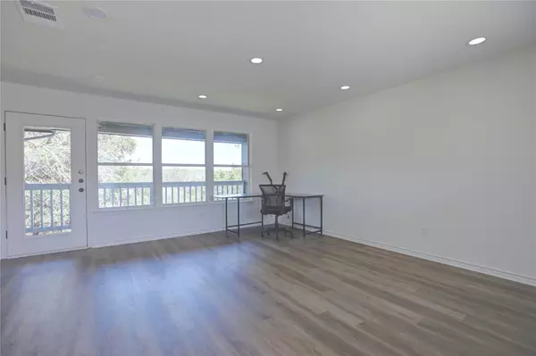 Wimberley, TX 78676,450 Shady Bluff DR