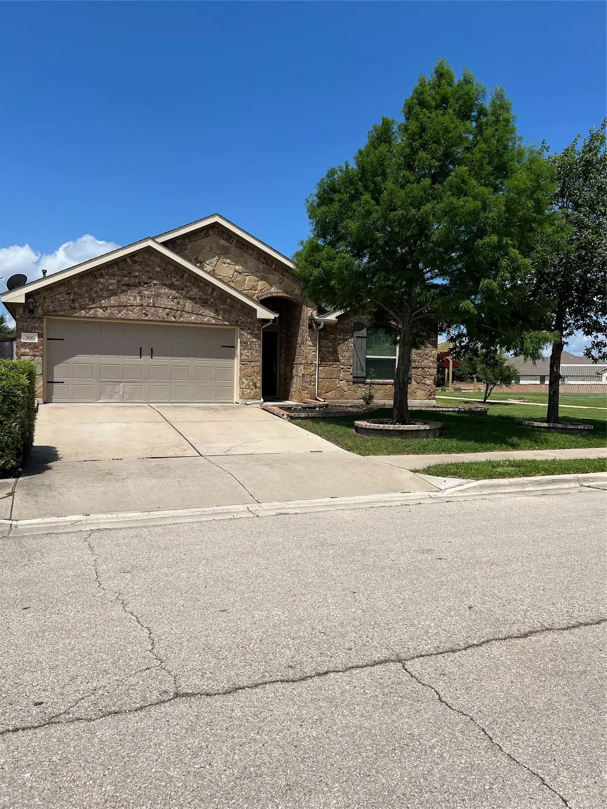 Georgetown, TX 78626,300 Briar Park DR