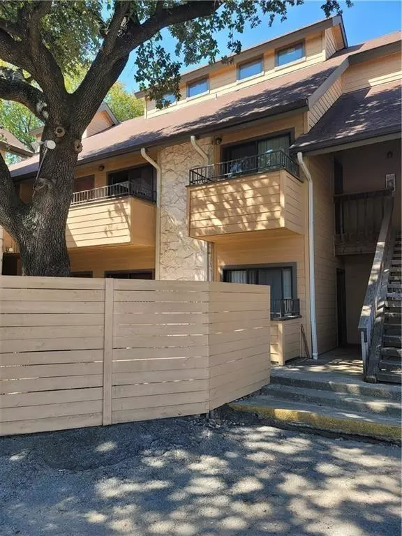 Austin, TX 78705,2714 Nueces ST #107